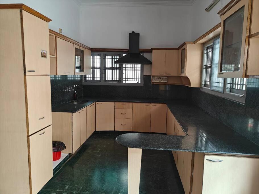 Waterfall Villa - 4Bhk 마이소르 외부 사진